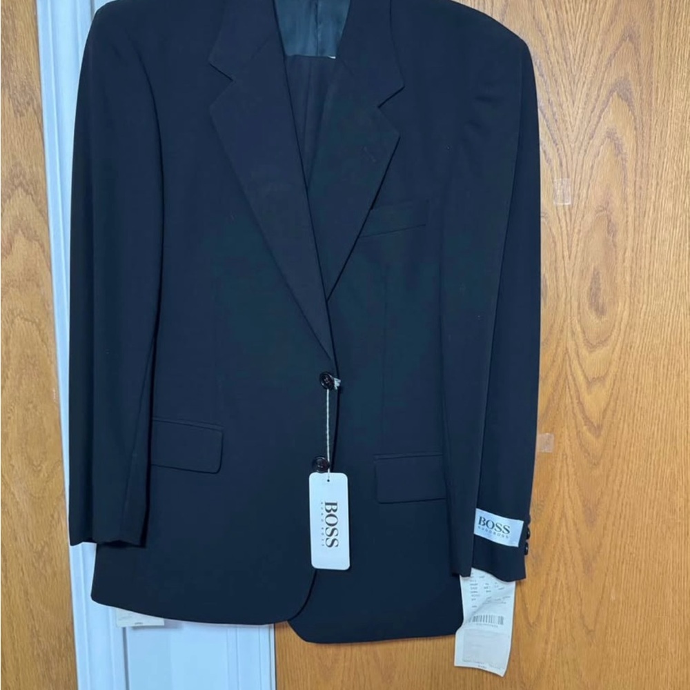 Hugo Boss Men’s Wool Suit Set 100% Shurwoole